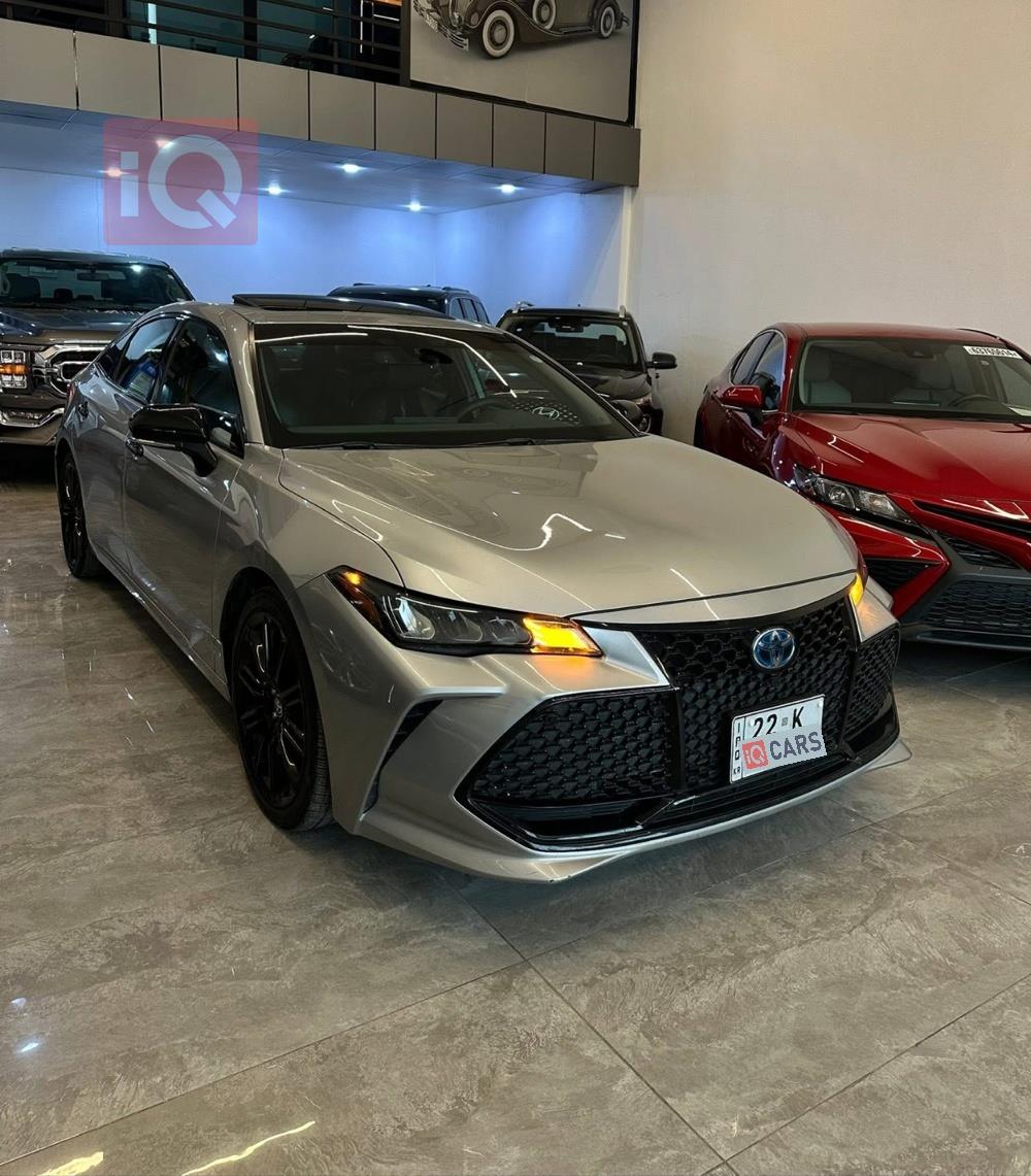 تويوتا أفالون